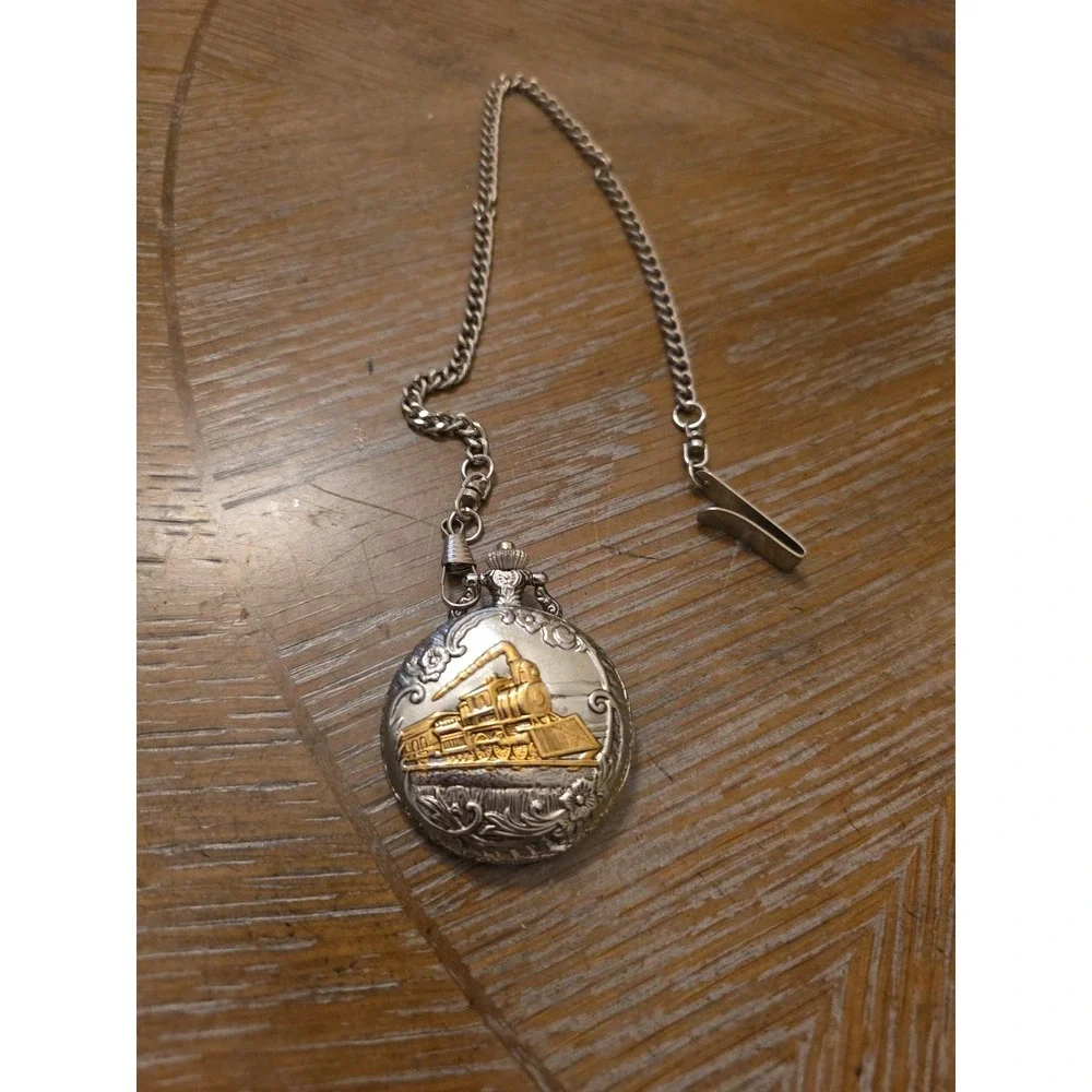 Vintage Steam Engine Train Quartz Pocket Watch Silver Gold Tone with Chain‎